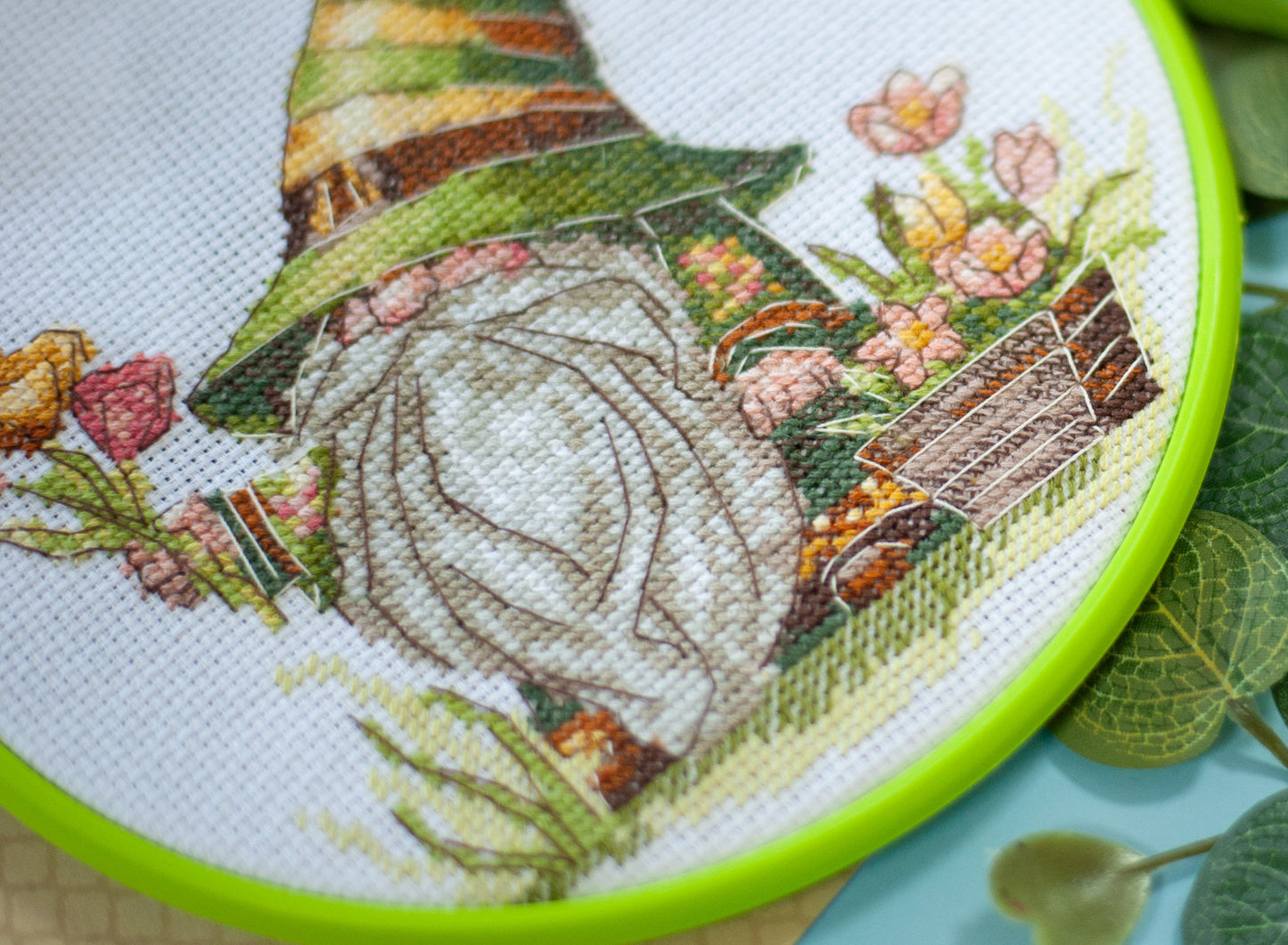 Kit de point de croix Abrisart gnome fleuriste