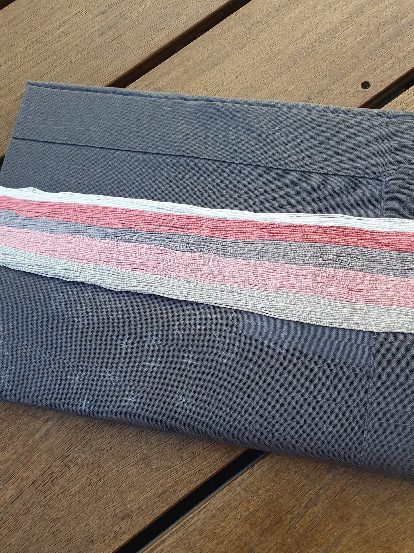 Nappe à broder étoile